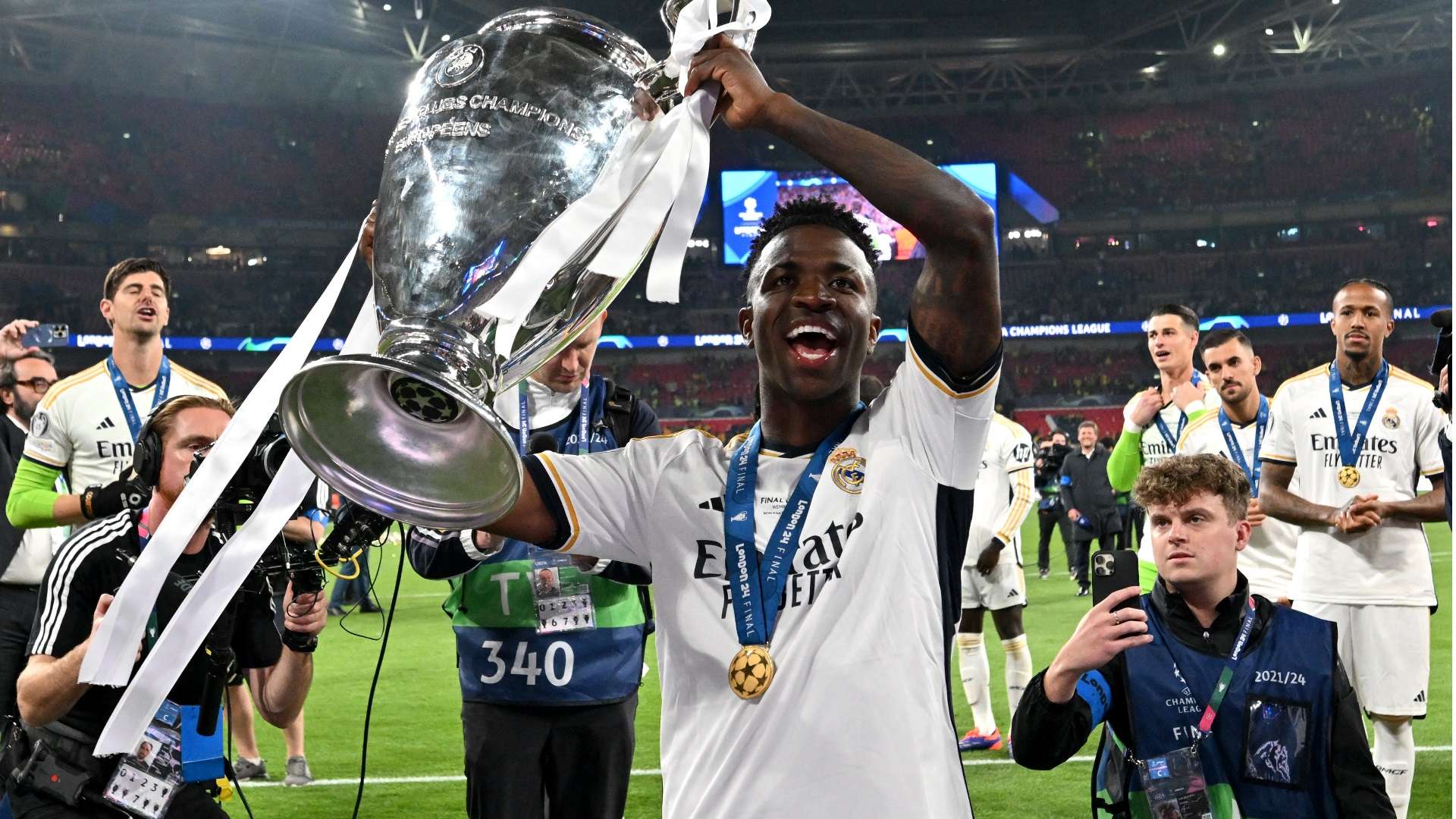 球的最高殿 球的最高殿